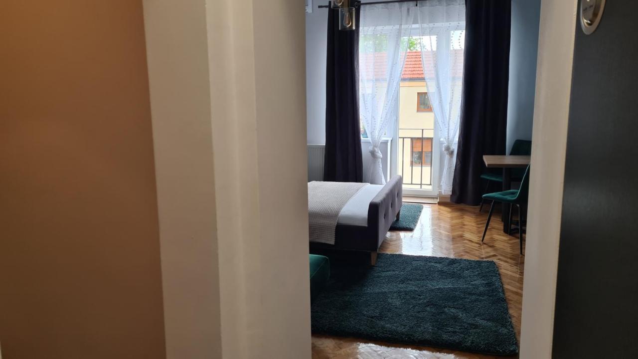 Bulevard Apartments Σάτου Μάρε Εξωτερικό φωτογραφία