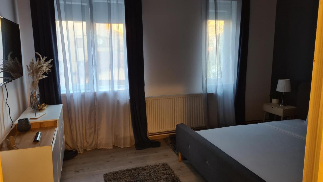 Bulevard Apartments Σάτου Μάρε Εξωτερικό φωτογραφία